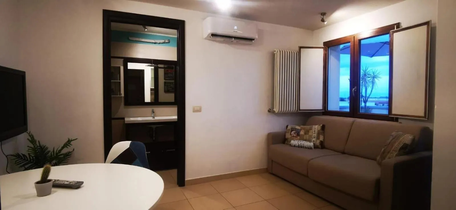 Cosy Penthouse Loft With View Apartment Rome